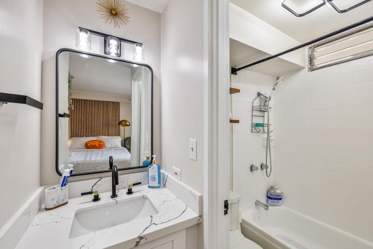 Bright & Cozy Condo Unit With Balcony! Honolulu Exterior foto